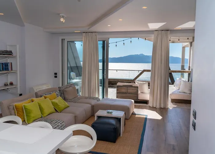 Limani Deluxe Apartment 3