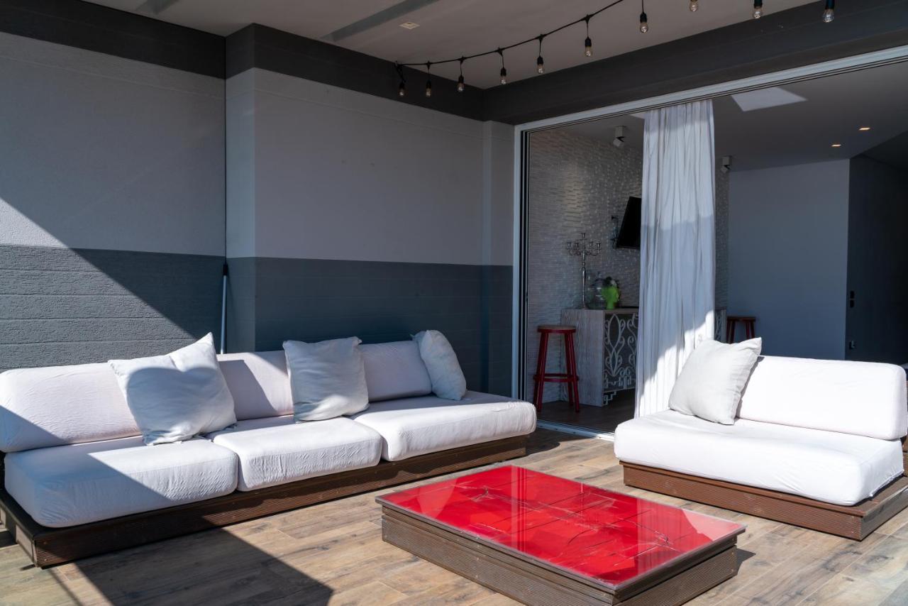 Limani Deluxe 3 *