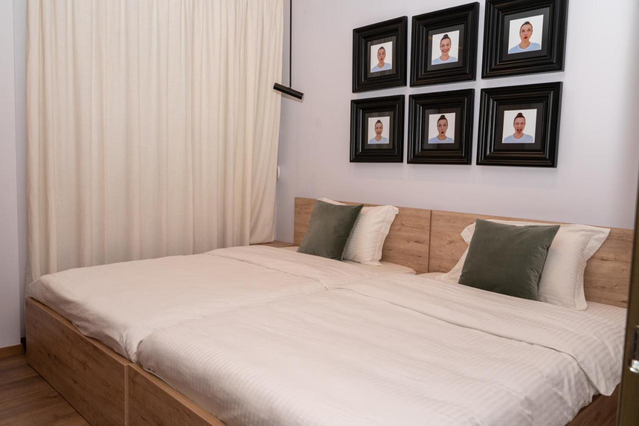 Limani Deluxe 3 Sarandë